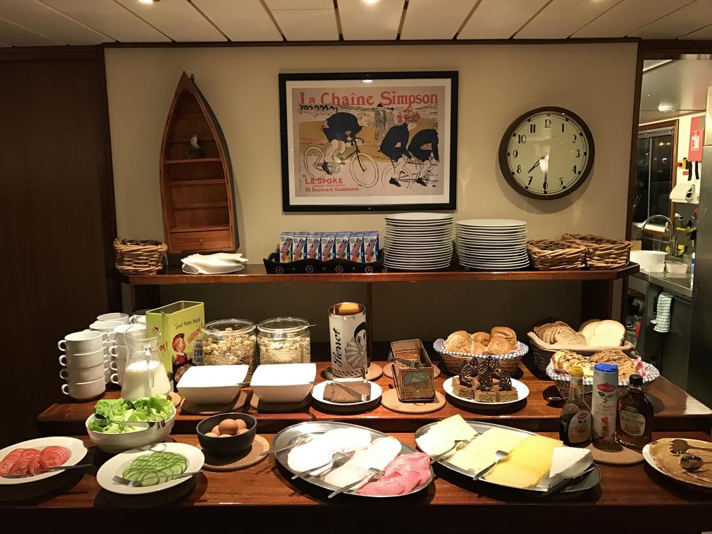 Hotelboat Angeline อัมสเตอร์ดัม ภายนอก รูปภาพ